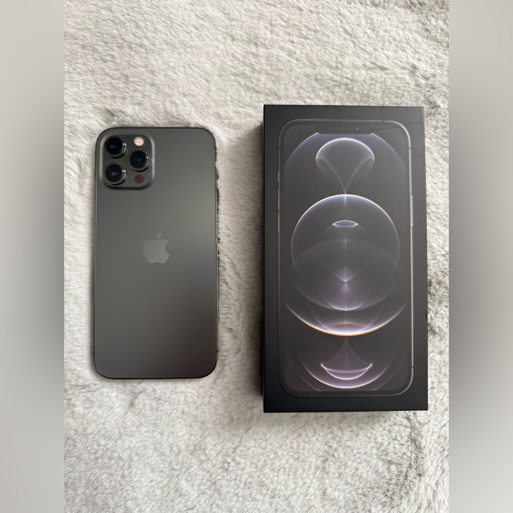 Apple iPhone 12 Pro Max - Graphite